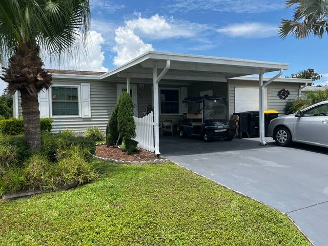 1263 Las Brisas Lane a Winter Haven, FL Mobile or Manufactured Home for Sale